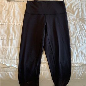 Black lululemon leggings